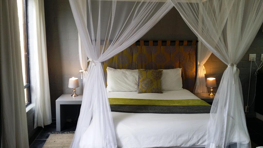 Hornbill House Self Catering Accommodation هيرمانوس الغرفة الصورة