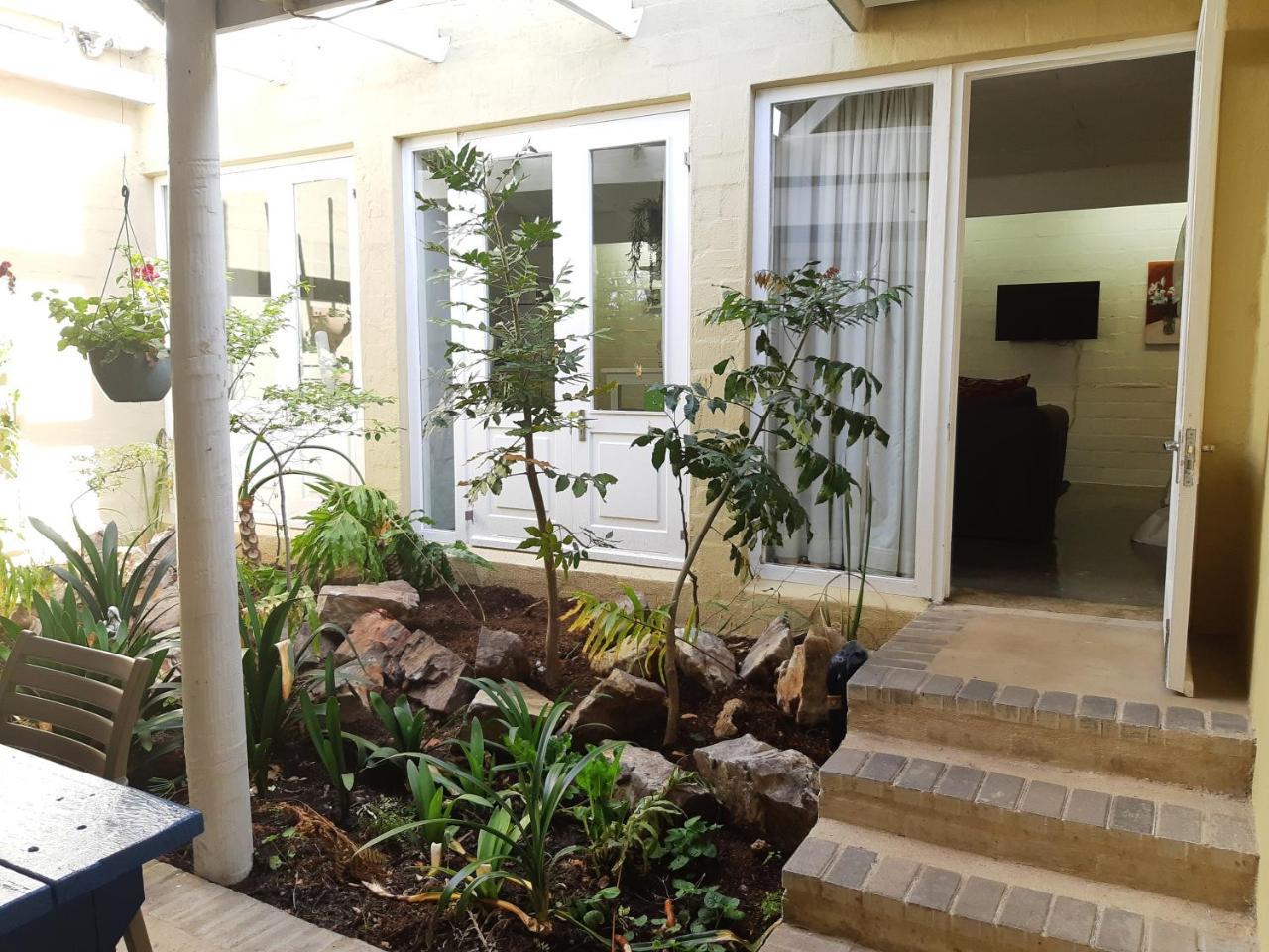 Hornbill House Self Catering Accommodation هيرمانوس المظهر الخارجي الصورة
